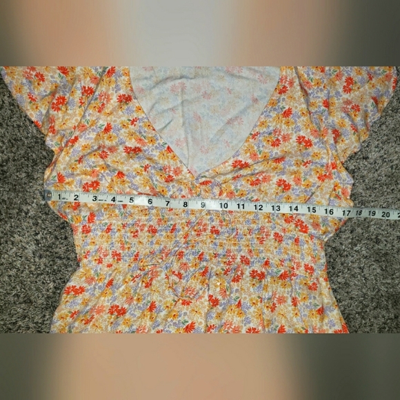 Arizona Jean Company| Floral Cap Sleeve Fitted Waist Sundress with Pockets - Picture 3 of 6